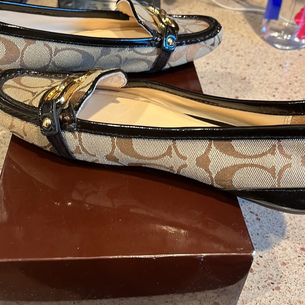 Women’s Coach “Perri” driving loafers. Size 7B - Picture 9 of 15